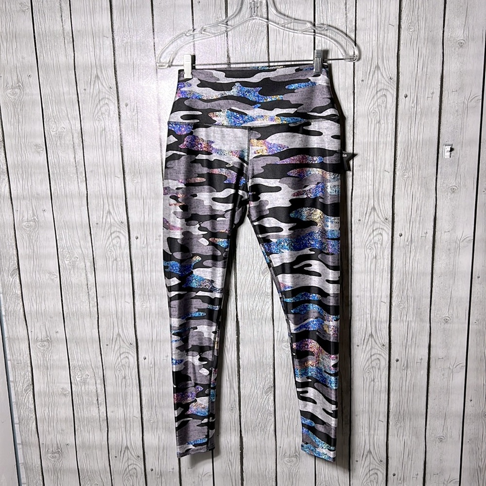 Pixie Lane multicolor camo leggings size XL